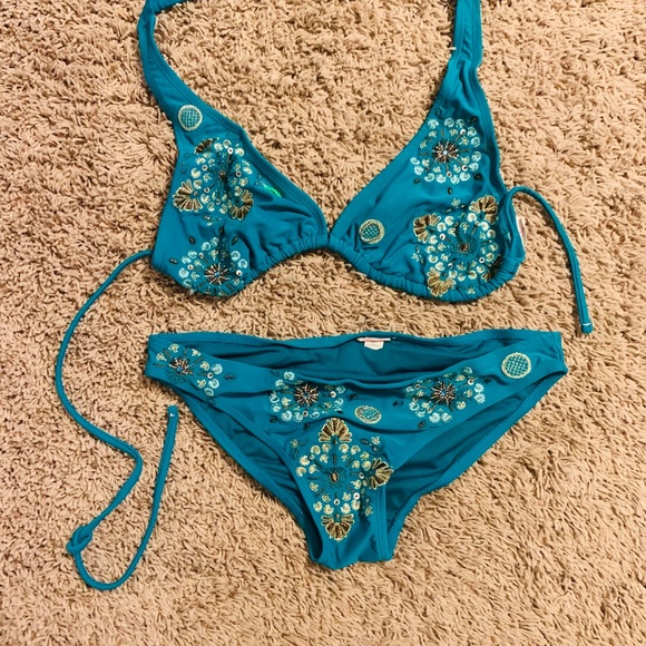 ❤️Teal bikini with gold embossed patterns - Picture 2 of 5